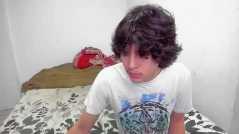 picaszomilos350 online show from 11-24-25, 11:21