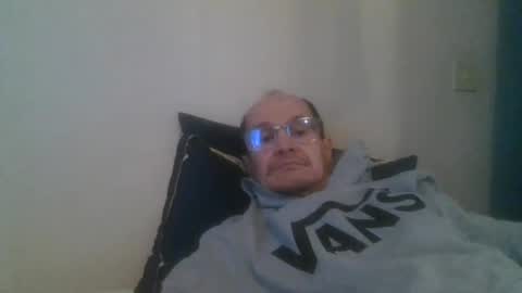 Snapshot of pichoun71 chatting on 02-08-25, 09:24 pichoun71 online show from 02-08-25, 09:24