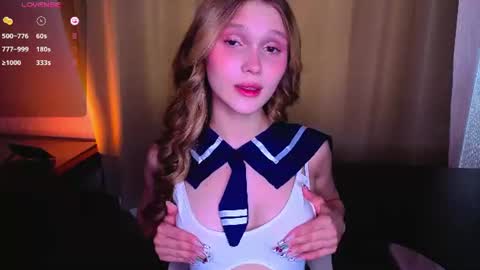 Snapshot of pickanicole chatting on 07-19-26, 04:27 Adeline online show from 07-19-26, 04:27