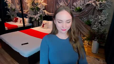 Snapshot of pieceofinspiration chatting on 12-24-24, 01:38 Emelie online show from 12-24-24, 01:38