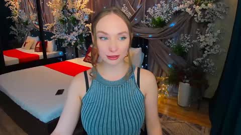 Snapshot of pieceofinspiration chatting on 01-09-25, 03:23 Emelie online show from 01-09-25, 03:23