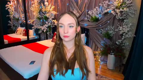 Snapshot of pieceofinspiration chatting on 01-13-25, 01:17 Emelie online show from 01-13-25, 01:17