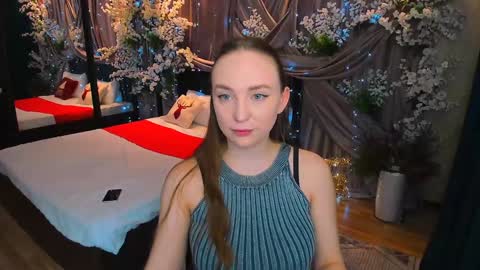 Snapshot of pieceofinspiration chatting on 01-19-25, 07:26 Emelie online show from 01-19-25, 07:26