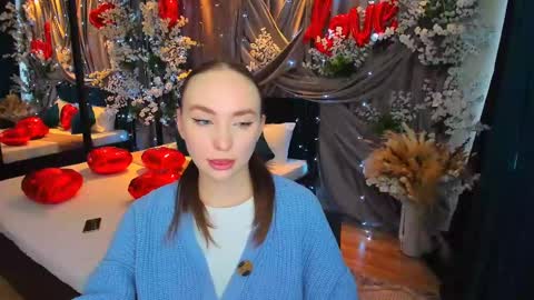 Snapshot of pieceofinspiration chatting on 02-16-25, 10:21 Emelie online show from 02-16-25, 10:21