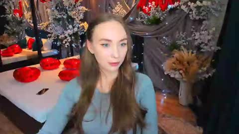 Snapshot of pieceofinspiration chatting on 02-18-25, 05:31 Emelie online show from 02-18-25, 05:31