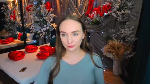 Snapshot of pieceofinspiration chatting on 02-19-25, 12:25 Emelie online show from 02-19-25, 12:25