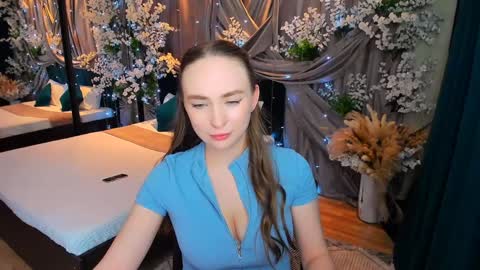 Snapshot of pieceofinspiration chatting on 02-26-25, 01:43 Emelie online show from 02-26-25, 01:43