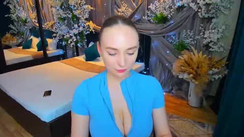 Snapshot of pieceofinspiration chatting on 02-28-25, 08:28 Emelie online show from 02-28-25, 08:28