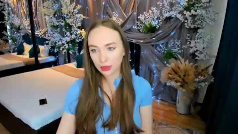 Snapshot of pieceofinspiration chatting on 03-02-25, 10:14 Emelie online show from 03-02-25, 10:14