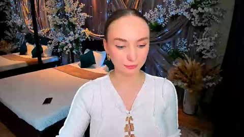 Snapshot of pieceofinspiration chatting on 03-05-25, 12:16 Emelie online show from 03-05-25, 12:16