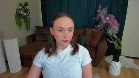 Emelie online show from 11-28-25, 11:13