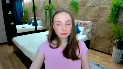 Emelie online show from 06-09-26, 10:16