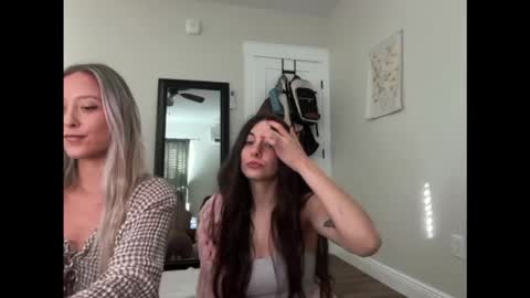 Snapshot of pieperx chatting on 11-08-25, 08:07 piper online show from 11-08-25, 08:07