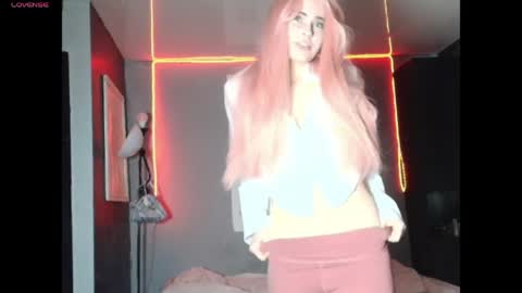 Snapshot of piera_ chatting on 03-24-26, 08:14 Piera online show from 03-24-26, 08:14