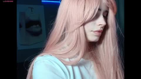 Snapshot of piera_ chatting on 04-14-26, 09:10 Piera online show from 04-14-26, 09:10