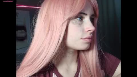 Snapshot of piera_ chatting on 04-15-26, 07:10 Piera online show from 04-15-26, 07:10