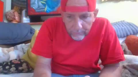 pierce702420 online show from 04-22-26, 07:26