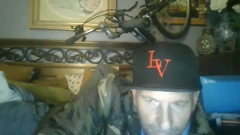 pierce702702 online show from 12-21-24, 02:52