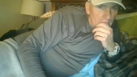 pierce702702 online show from 12-29-24, 08:26