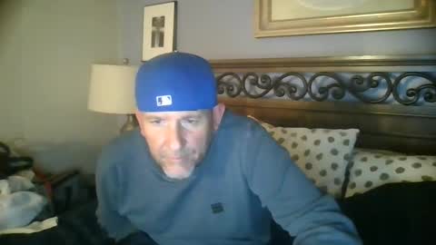 pierce702702 online show from 03-06-25, 07:25