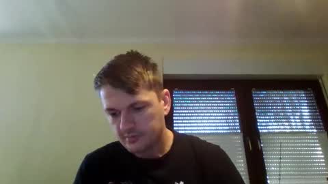 piercingsxxx online show from 12-17-25, 08:53