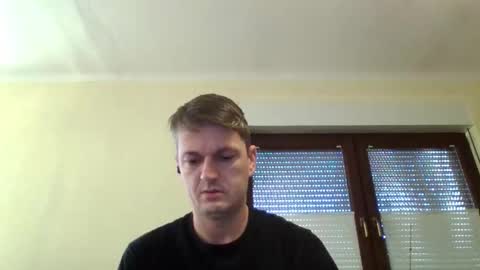 piercingsxxx online show from 12-19-25, 08:32