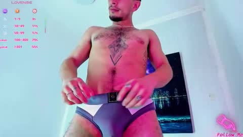 Snapshot of piggy_eddy chatting on 10-15-25, 11:16 Eddy Brock... Its a pleasure to talk to... online show from 10-15-25, 11:16