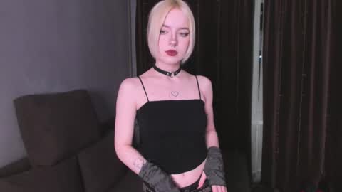 piginnya online show from 11-05-25, 02:39