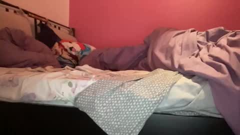 Pikafounes online show from 02-05-26, 01:32