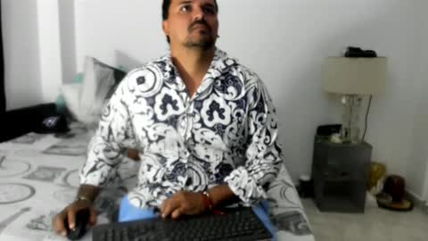 pikoro_gomez online show from 11-09-25, 02:10