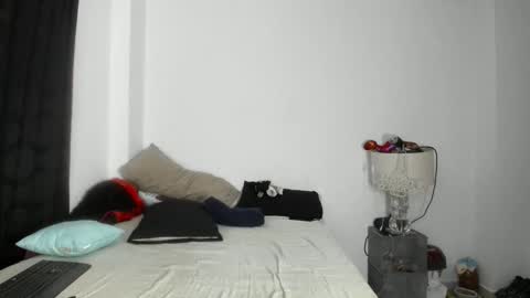 pikoro_gomez online show from 05-12-26, 01:36