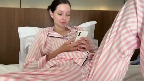 Snapshot of pileacadieri__ chatting on 12-09-24, 11:47 Trisha online show from 12-09-24, 11:47