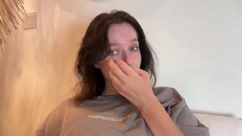 Snapshot of pileacadieri__ chatting on 12-25-24, 05:26 Trisha online show from 12-25-24, 05:26