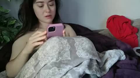 Snapshot of pillogoddess chatting on 05-10-26, 12:05 PilloGoddess online show from 05-10-26, 12:05