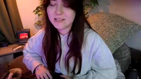 PilloGoddess online show from 08-03-26, 07:18