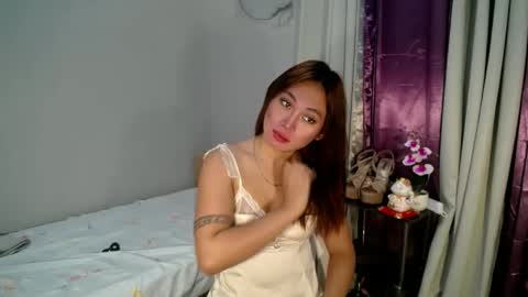 Snapshot of pinay_jenxx chatting on 02-08-25, 03:41 Jen online show from 02-08-25, 03:41