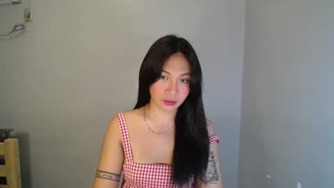 Snapshot of pinay_jenxx chatting on 09-12-25, 11:10 Jen online show from 09-12-25, 11:10