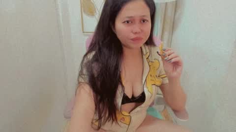 Snapshot of pinay_juliet chatting on 07-18-26, 04:44 pinay_juliet online show from 07-18-26, 04:44