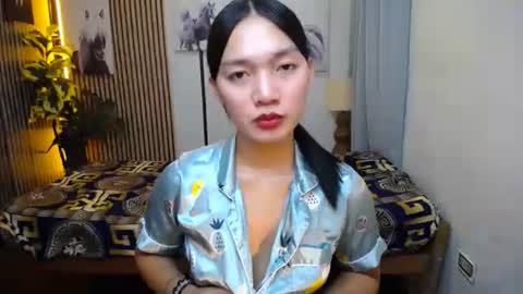 Shenna online show from 09-17-25, 02:30