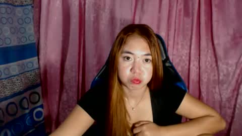 Snapshot of pinay_singlemomxs chatting on 05-30-26, 05:43 pinay_singlemomxs online show from 05-30-26, 05:43
