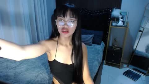 dee online show from 03-11-25, 08:41