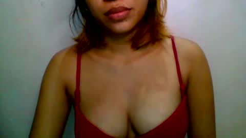 Snapshot of pinaybeauty_25 chatting on 11-01-25, 05:04 im jane online show from 11-01-25, 05:04