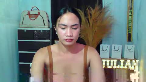 jilian  online show from 10-10-25, 12:04