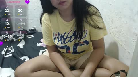 Snapshot of pinayhotcumbb chatting on 11-03-25, 03:30 mhae-mhae online show from 11-03-25, 03:30