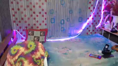 pinayhotmama08 online show from 11-11-25, 01:44