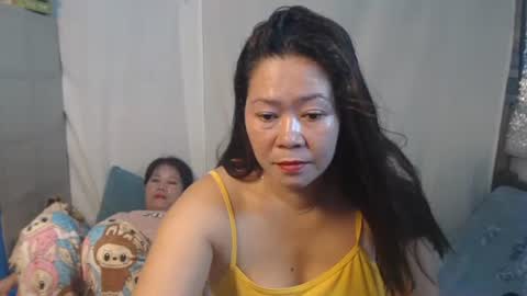 pinayhotmama08 online show from 06-15-26, 08:22