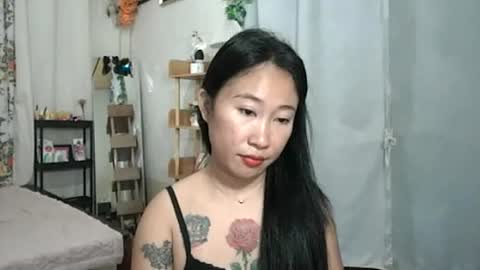 Snapshot of pinayhotty_yumie chatting on 06-22-26, 10:29 yumie online show from 06-22-26, 10:29