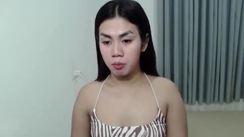 pinayloving_bella online show from 11-16-25, 12:33