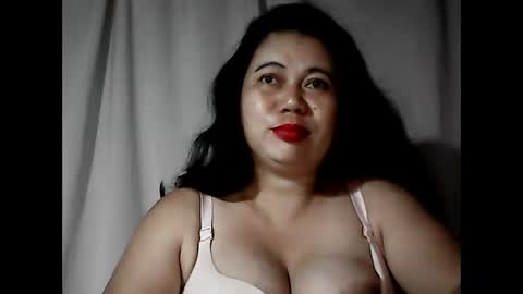 Snapshot of pinaymama12345 chatting on 09-08-25, 10:42 pinaymama12345 online show from 09-08-25, 10:42
