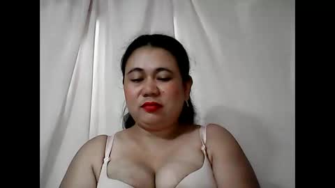 Snapshot of pinaymama12345 chatting on 02-04-26, 12:49 pinaymama12345 online show from 02-04-26, 12:49